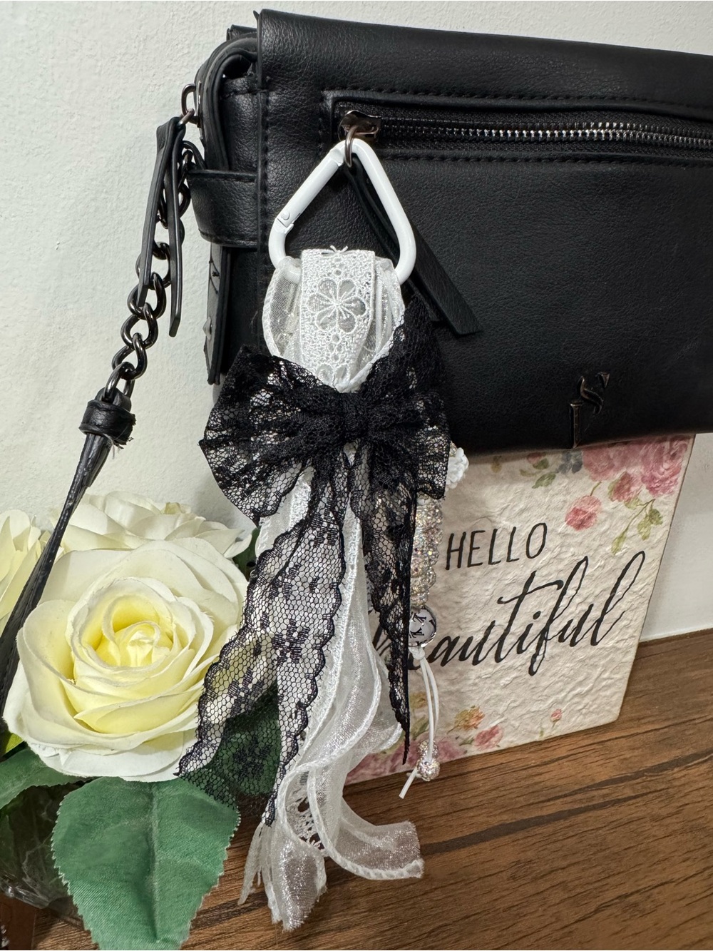 Black & White Phone/Key/Bag Chain #P1116
